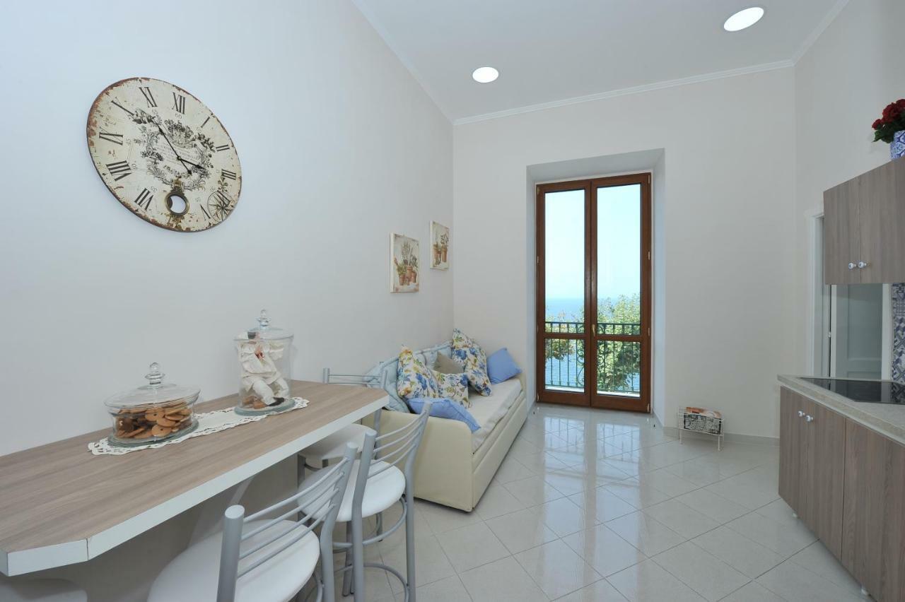 Mavi Apartments Пиано ди Соренто Екстериор снимка
