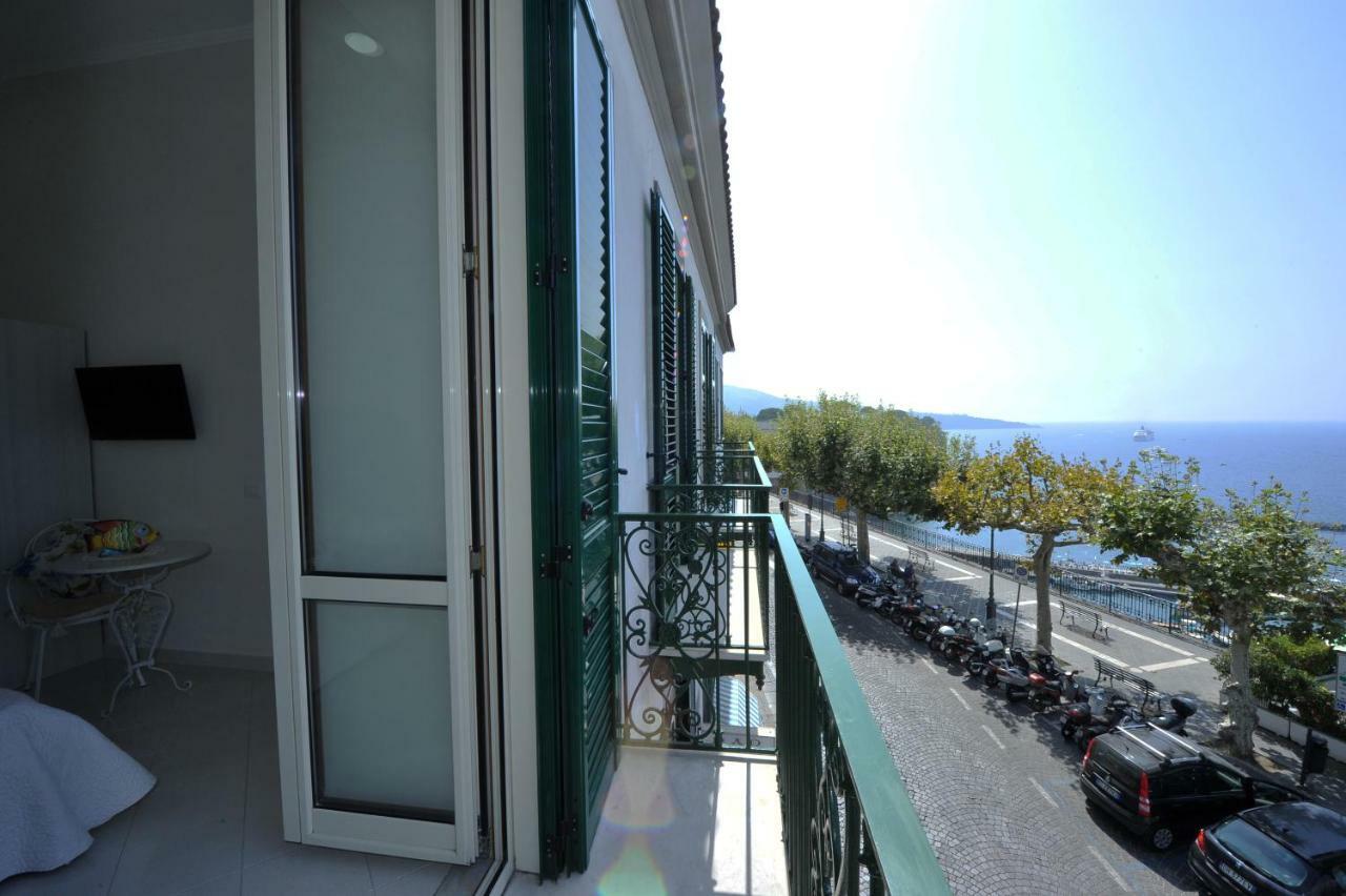 Mavi Apartments Пиано ди Соренто Екстериор снимка