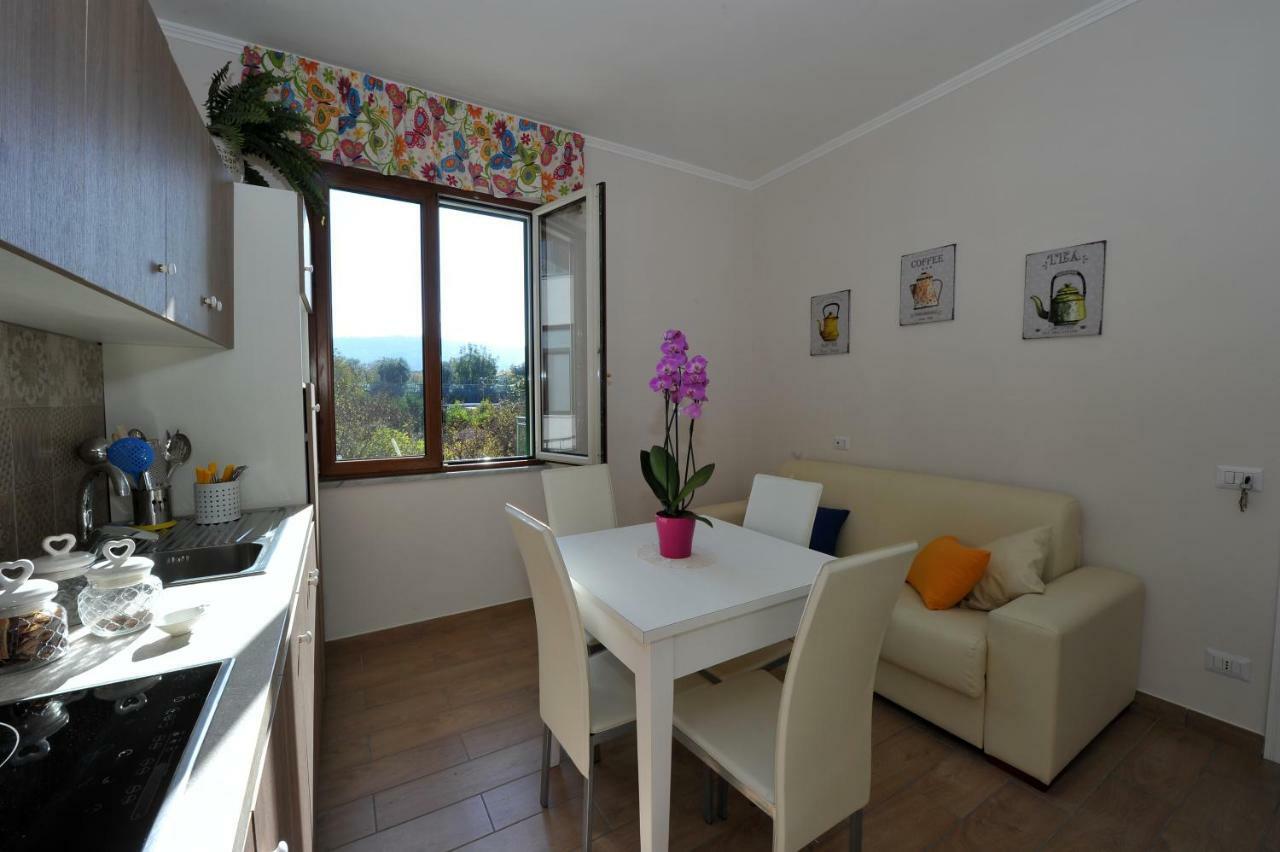 Mavi Apartments Пиано ди Соренто Екстериор снимка