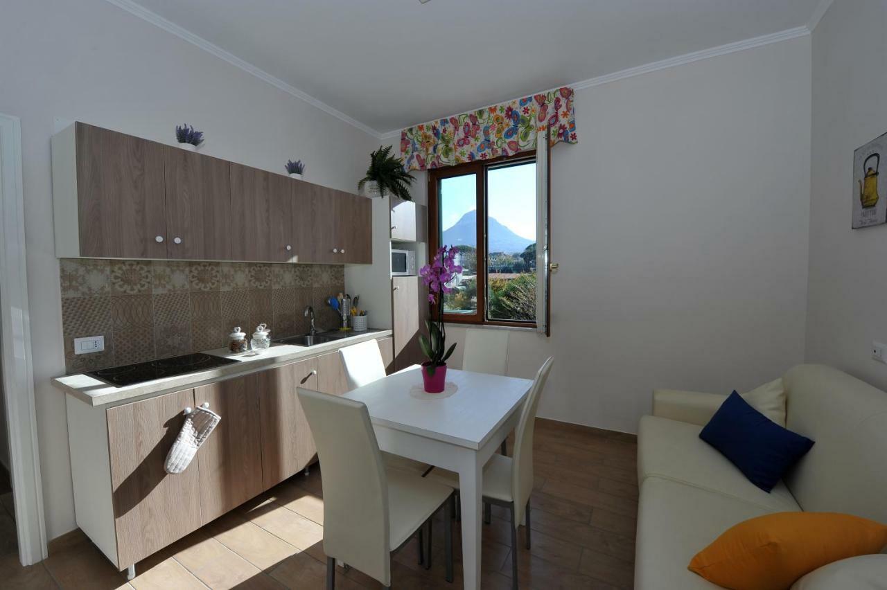 Mavi Apartments Пиано ди Соренто Екстериор снимка